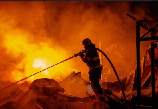 Russian barrage on Ukraine kills 9, wounds dozens