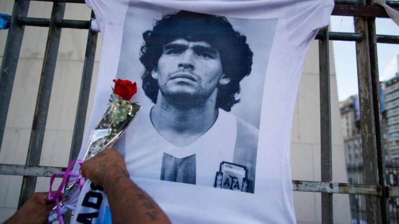 Doctors ignored 'warning signs' before Maradona's death, court hears