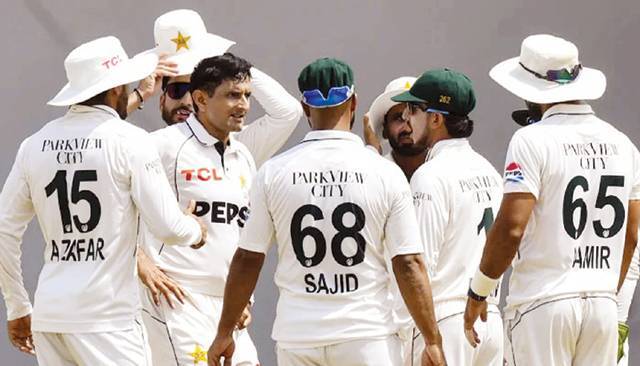 Ali, Abbas take three each as Pakistan begin England Test preparations