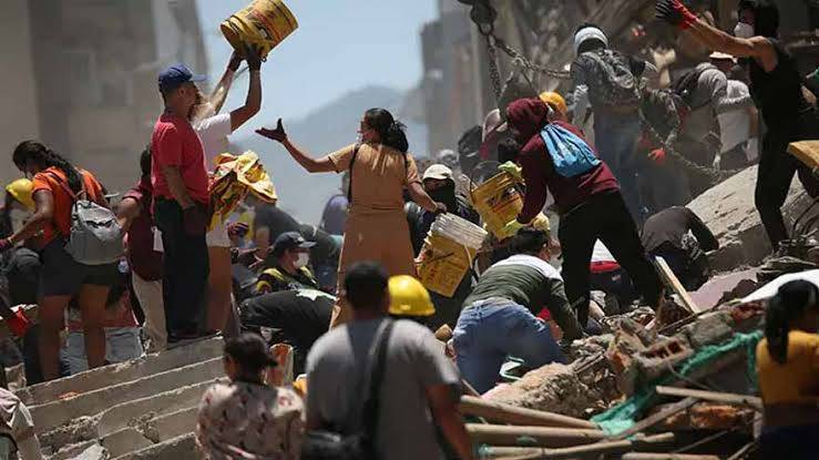 Homeless, jobless: Colombia quake survivors 'left with nothing'