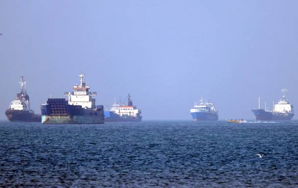 Iran fires back at Trump's threat to declare Hormuz a US territory