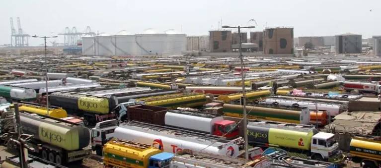 Strike by goods transporters may end today as they, govt agree on majority of points 