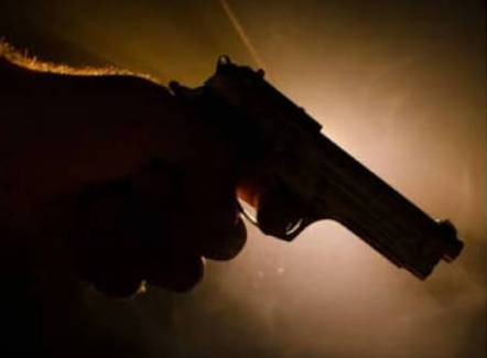 Newlywed woman killed, husband injured in firing near Thatta
