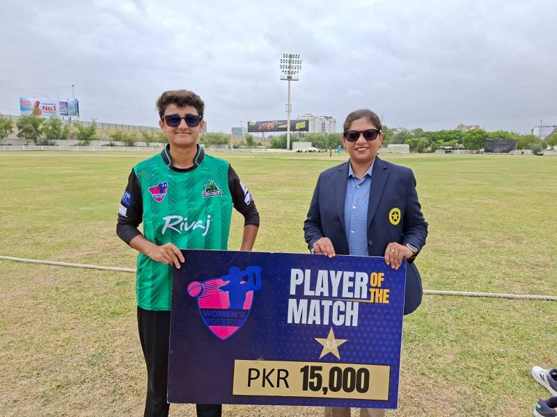 Challengers edge Stars in a thrilling one-wicket win