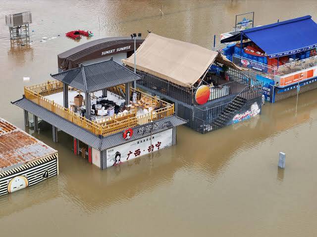 Death toll from south China floods jumps to 159