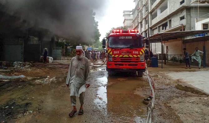 Massive fire breaks out at textile factory in Karachi