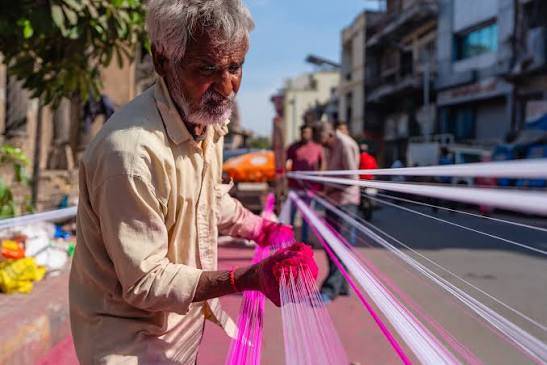 Basant 2027: Lahore admin plans five zones for kite string production