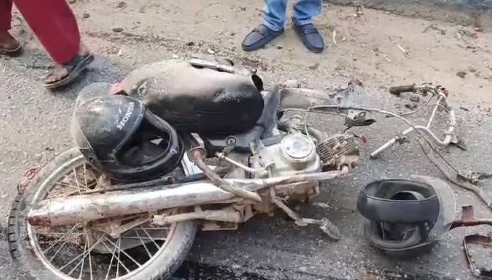 Two motorcyclists killed, five injured in separate incidents in Karachi