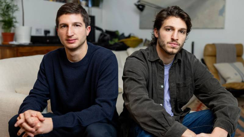 Imran Khan’s sons urge govt to allow independent medical examination