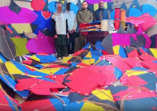 Gujranwala police raid kites factory, arrest two