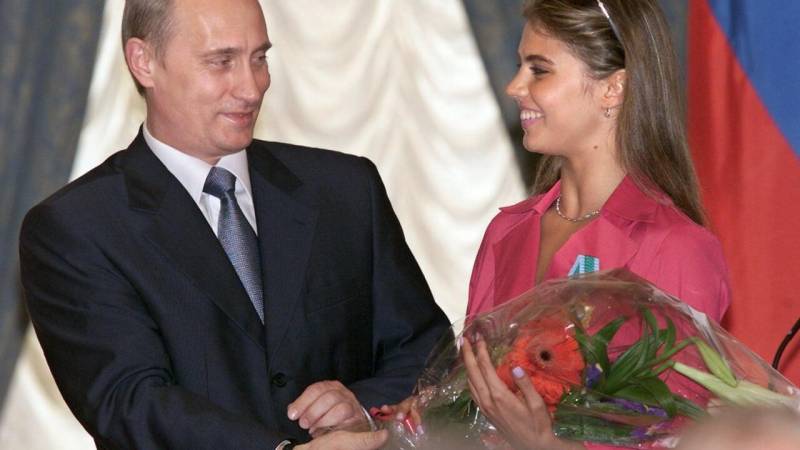 'Shocking' book about Putin's private life wins French literary prize