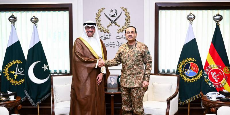 Kuwaiti defence delegation calls on Field Marshal, discusses bilateral defence cooperation