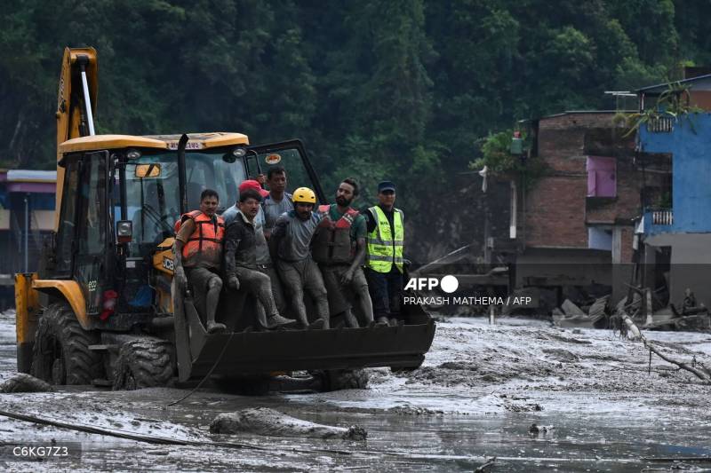 273 die as search is on for 1,300 missing in deadly Nepal-Tibet floods
