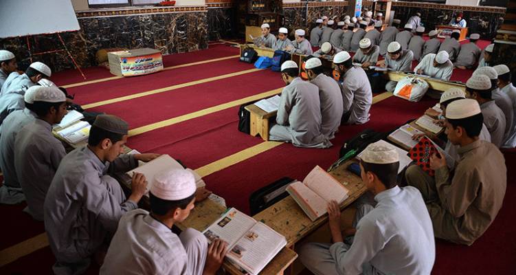 Stakeholders huddle to discuss opening of Madaris’ bank accounts