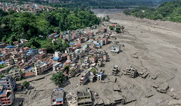 Nepal-Tibet flood death toll rises to 552, 1,400 missing