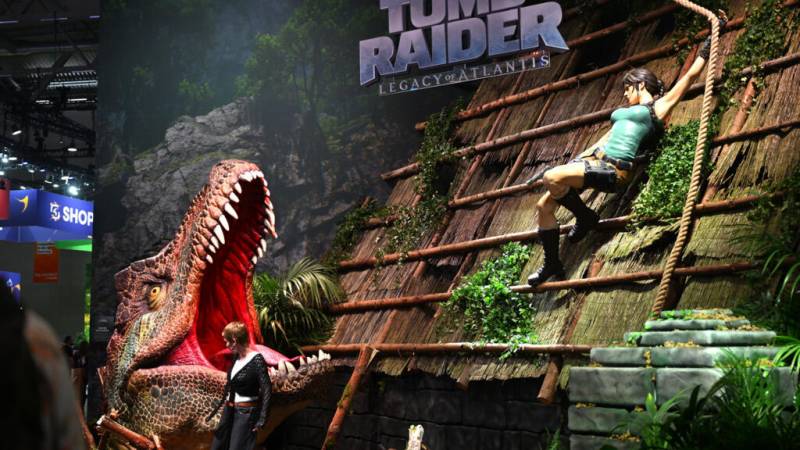 30 years on, 'Tomb Raider' reboot sees Lara Croft through a 'modern lens'