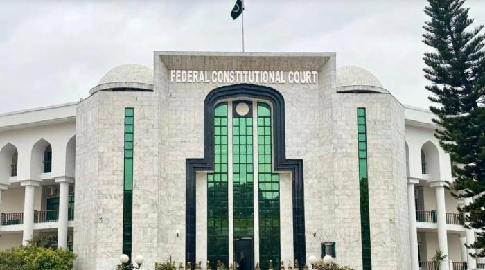 Conflicting rulings in civil and criminal cases could affect course of justice, remarks FCC