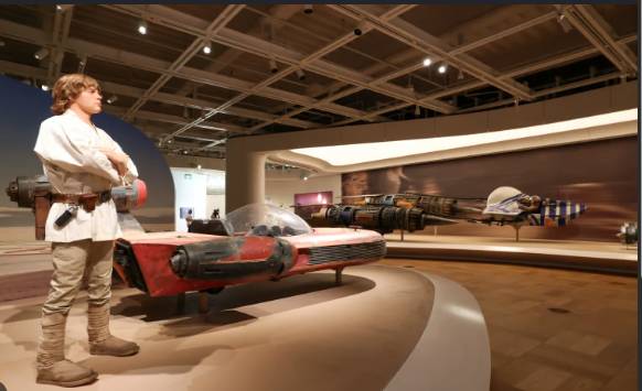 George Lucas unveils art galaxy at his new LA museum