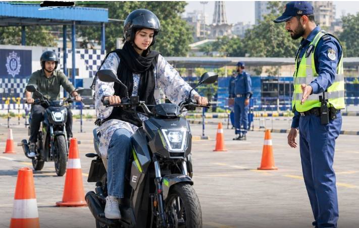 DIG traffic Punjab directs arrangements for students at licensing centres