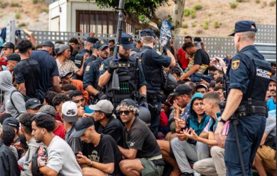 EU asylum requests drop to five-year low