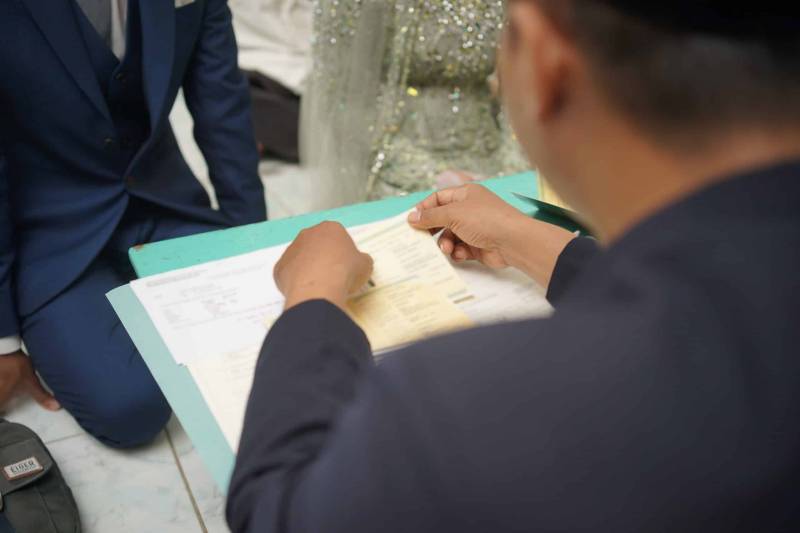 Punjab govt unveils restrictions on Nikah Registrars