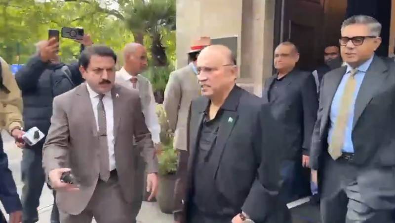 President Zardari returns home after private foreign visit