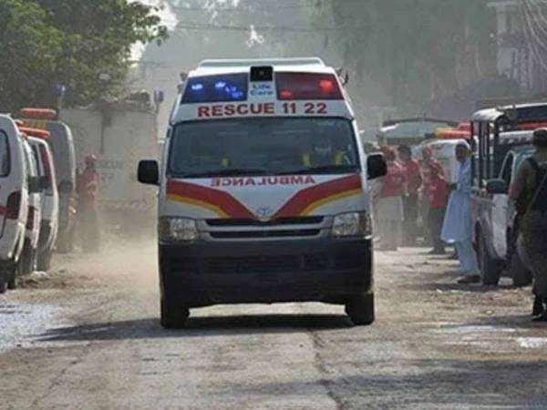 Two siblings die of suspected food poisoning in Lahore 
