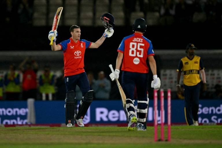Ton-up Brook leads from front as England hammer Sri Lanka in 1st T20