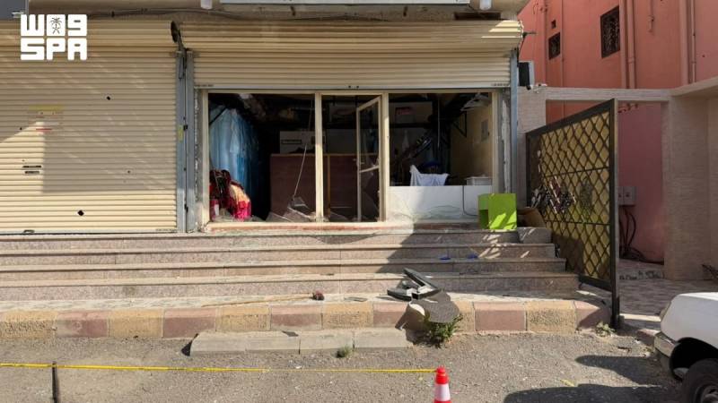 Scores killed as Houthis, Yemen govt, Saudi Arabia trade attacks