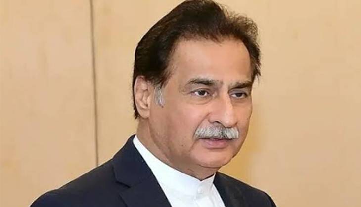 NA Speaker Ayaz Sadiq receives Green Mace Award