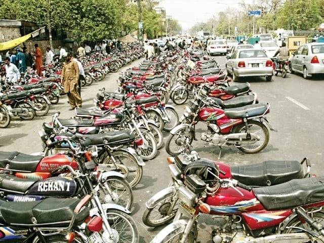 Visitors’ express concerns over high parking fee at DHQ Hospital Rawalpindi