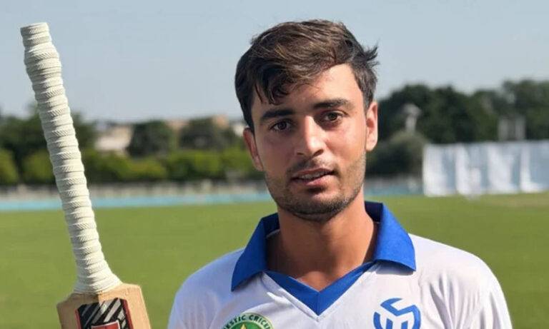 Farooq Smashes record 14 sixes in 163 on President’s Trophy opening day