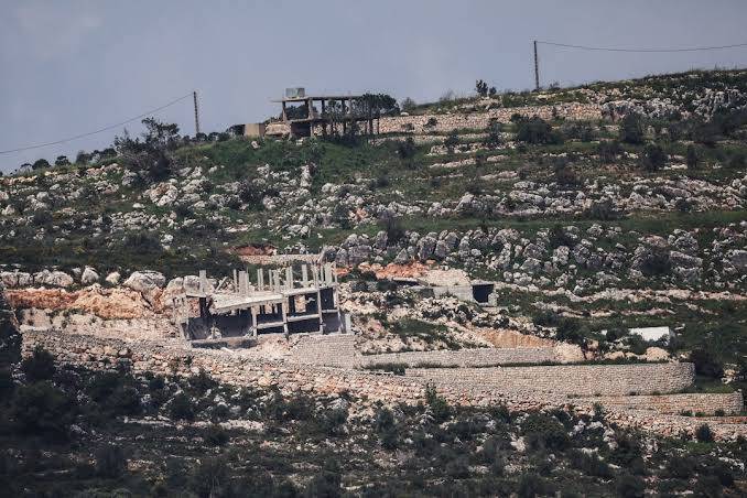Israeli, Lebanese armies face off in village after Israel advances