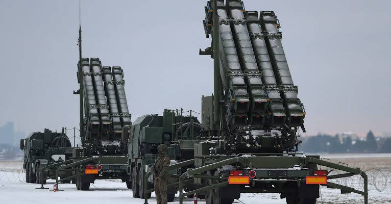 US approves potential $2.7 bn air defence sale to Ukraine