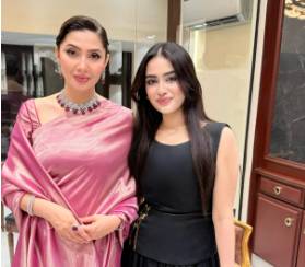 “Lots of love my jaan”: Mahira Khan responds to Manahil Shaykh’s sweet compliment