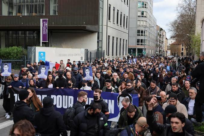 Thousands march in France against 'licence to kill' draft law