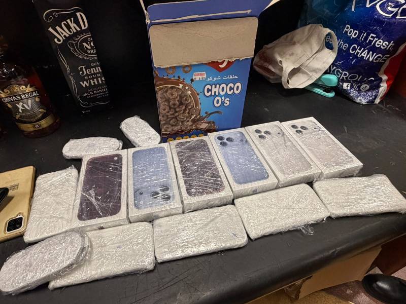 Customs seize 18 iPhones at Karachi airport