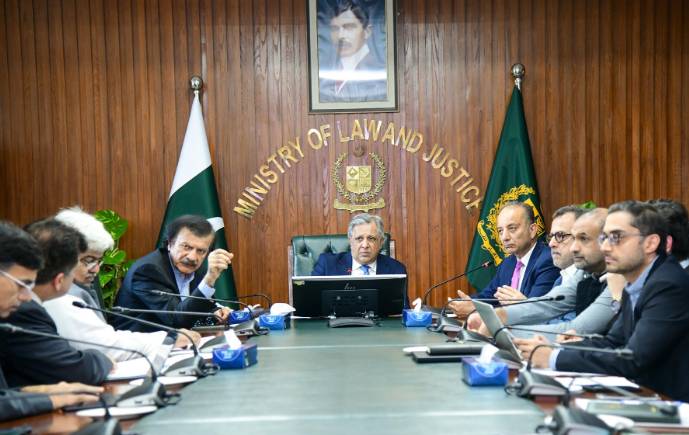 Govt seeks stakeholders input to make new Auto Policy more effective