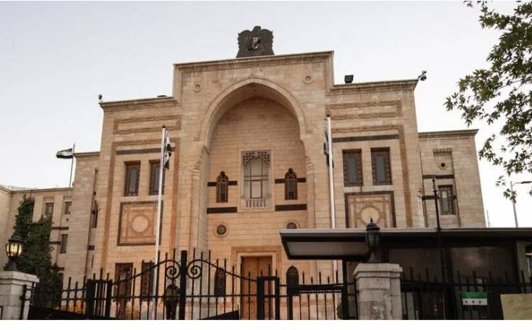 Iran shuts language centre linked to French embassy