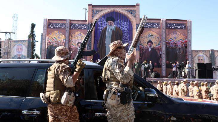 Iran's Guards threaten to hit new targets if US attacks