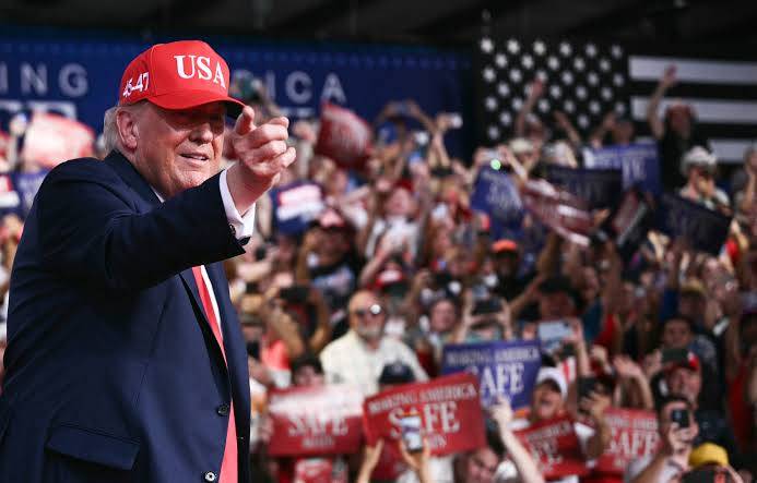 Republicans unleash spending blitz in record US midterms