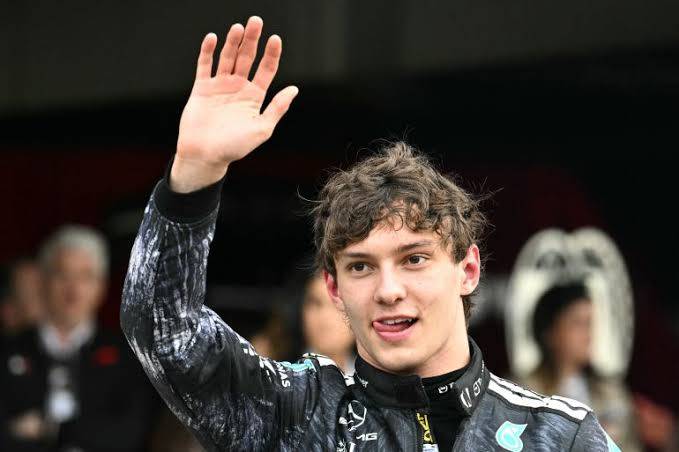 Antonelli crashes out of qualifying in Azerbaijan
