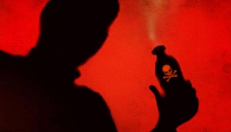 Woman throws acid at husband, two children in Ahmadpur East