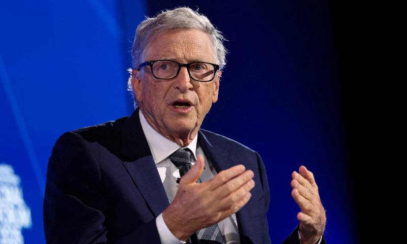 Experts urge global safeguards as debate over AI control intensifies