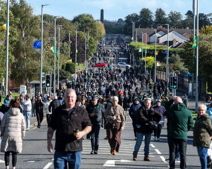 Tense standoff over flashpoint N.Ireland parade lasts into night