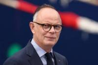 French presidential hopeful Philippe pledges climate readiness