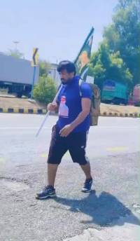 Sindh youth walks over 1,000km to Lahore to meet CM Maryam 