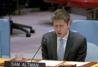 At UN, tech chiefs urge caution in AI development