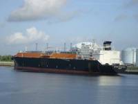 Another LNG tanker docks at Karachi port