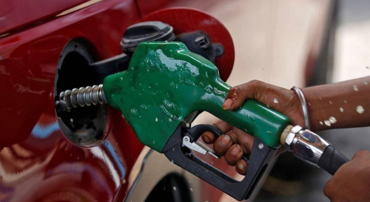 Petrol, diesel prices to go up if govt bows to petroleum dealers pressure
